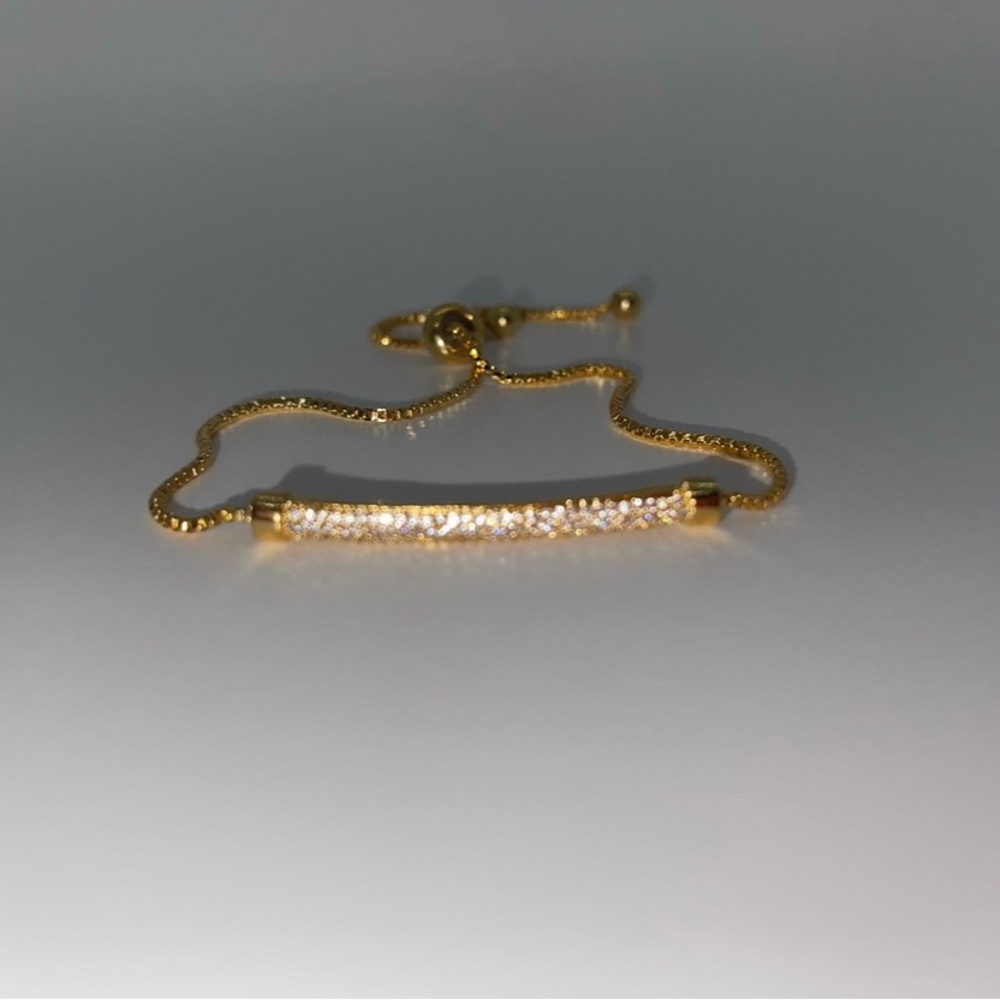 Women’s gold studded bar bracelet